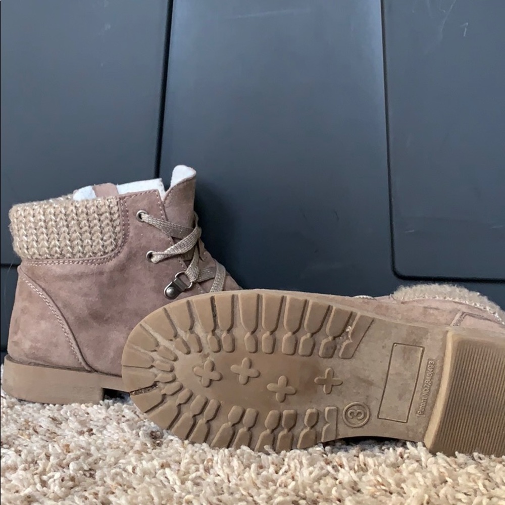 Kids boots